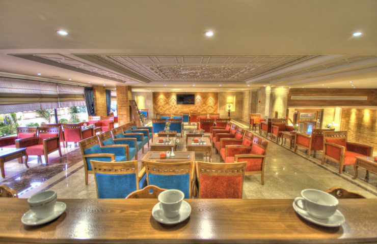 لابی لانژ هتل زندیه شیراز